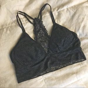 Black triangle racerback bralette w/ double straps